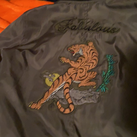 Used jacket - Picture 3 of 4